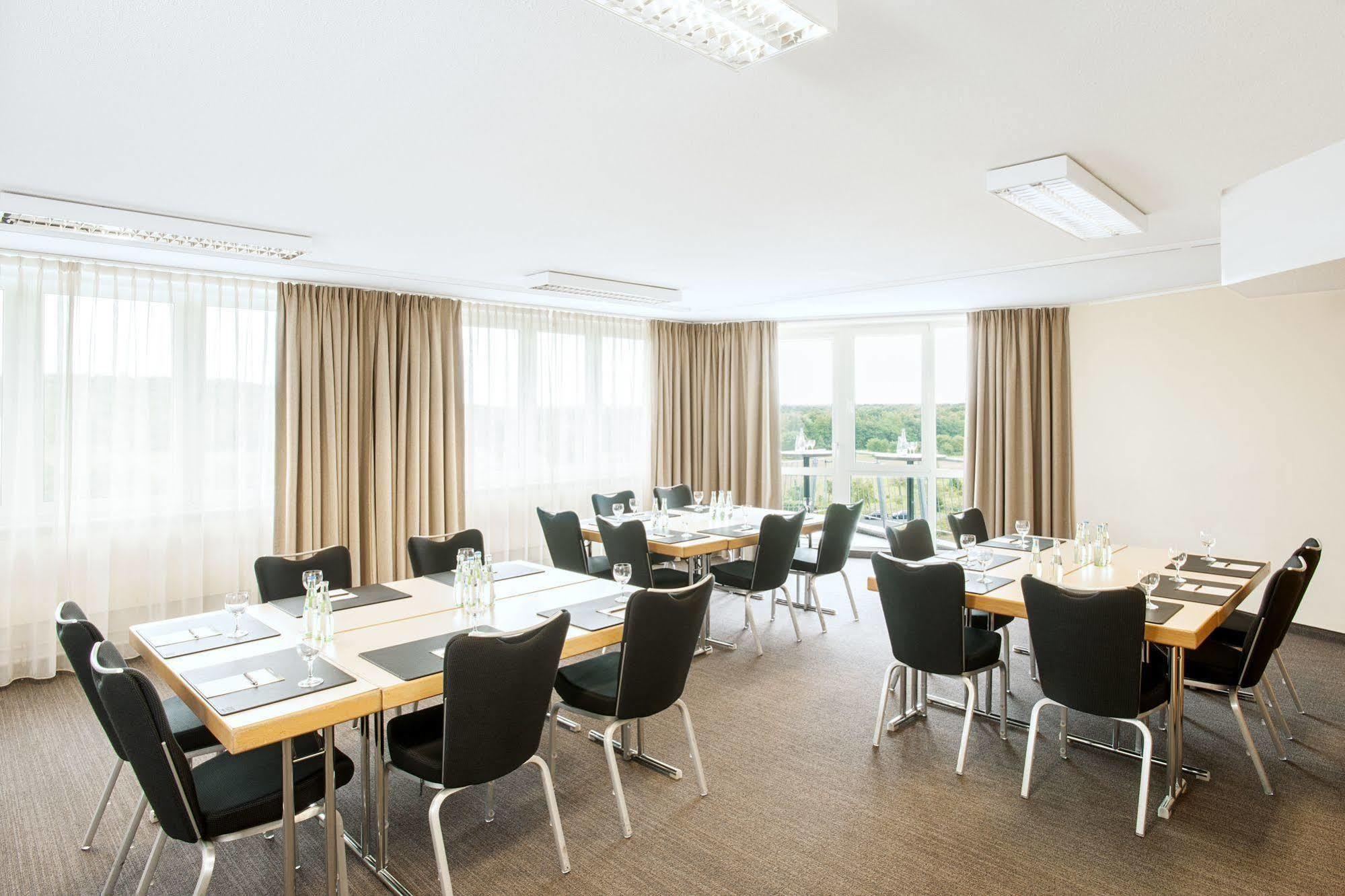Hotel Nh Frankfurt Moerfelden Conference Center Zewnętrze zdjęcie