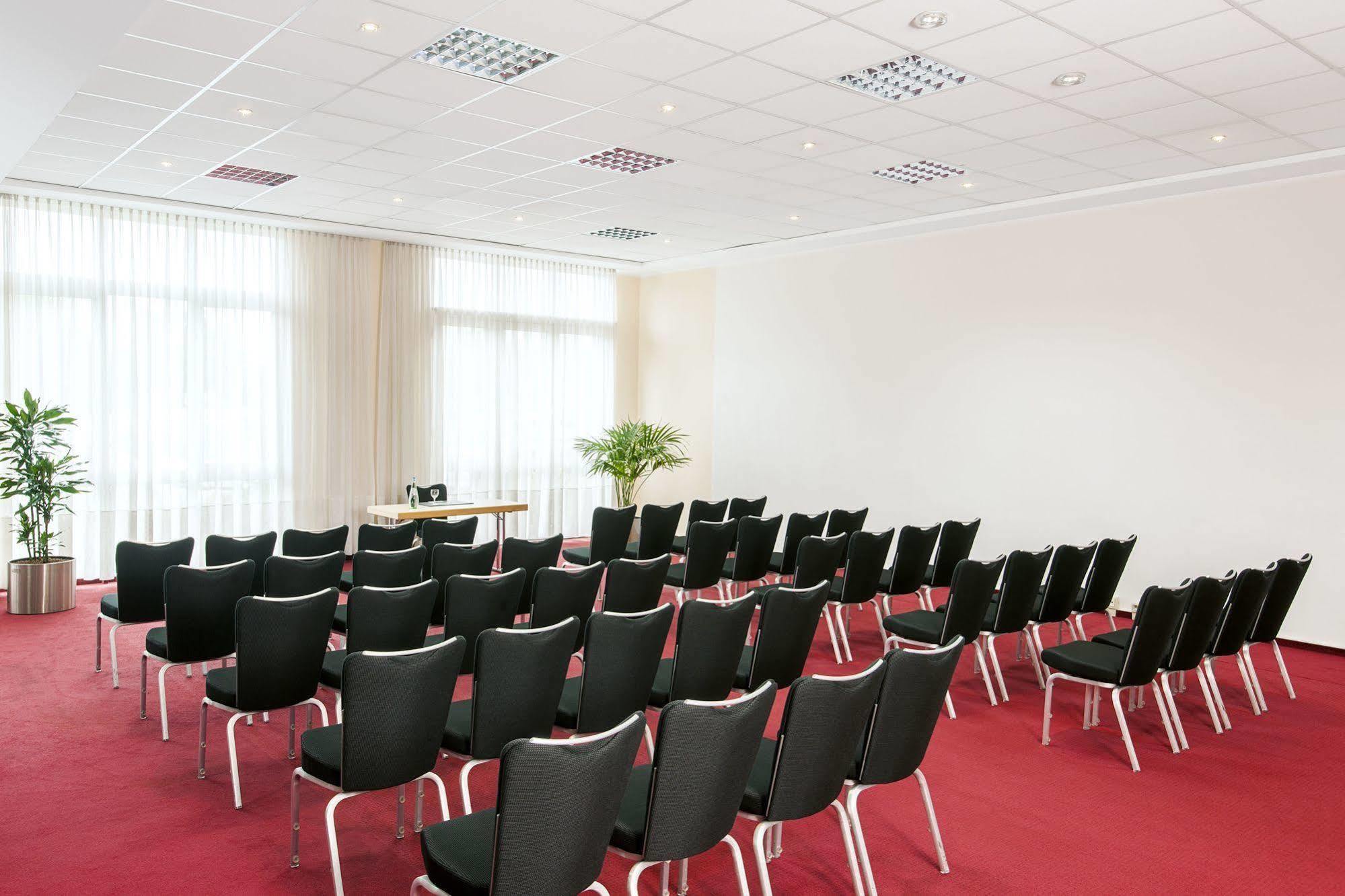 Hotel Nh Frankfurt Moerfelden Conference Center Zewnętrze zdjęcie