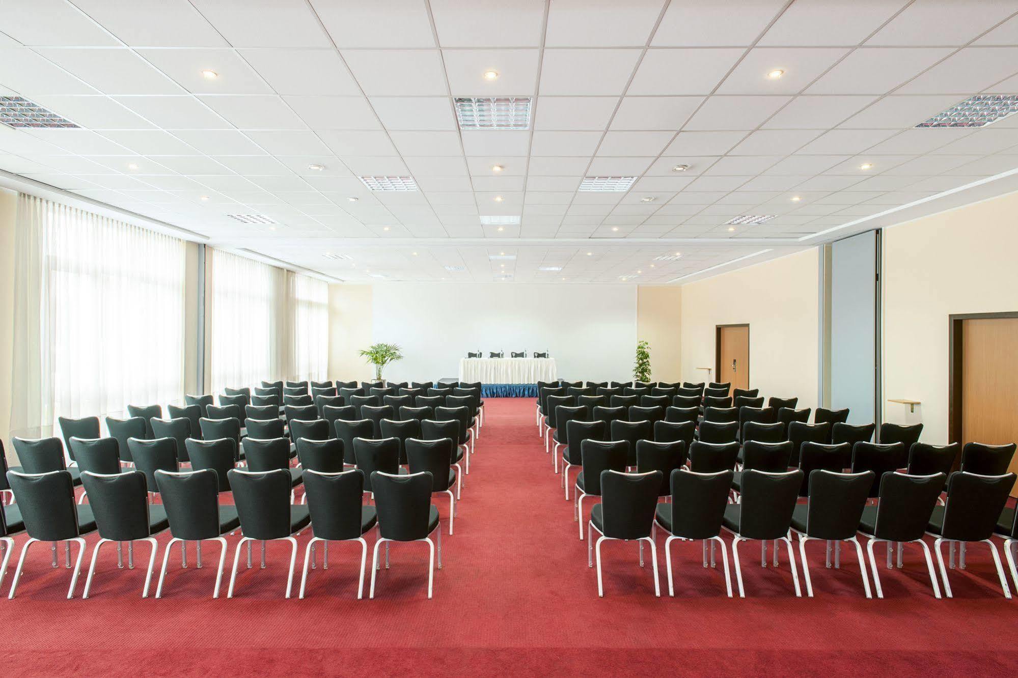 Hotel Nh Frankfurt Moerfelden Conference Center Zewnętrze zdjęcie